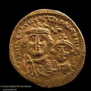 عملات ذهبية وحلي جرى اكتشافها تحت مياه الإسكندرية