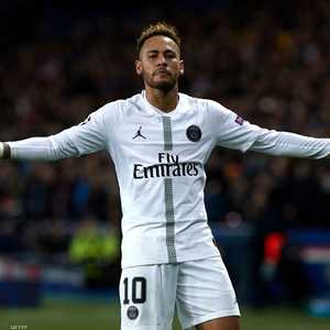 قصة نيمار مستمرة