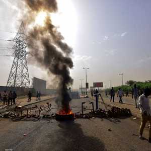 الإخوان يحاولون الحفاظ على مصالحهم بعد سقوط البشير