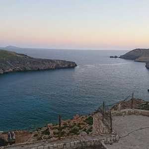 الجزيرة ستعطي إعانات خلال السنوات الثلاث الأولى من الإقامة.