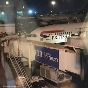 من المقرر عودة الطائرة إلى مطار هيثرو اليوم السبت