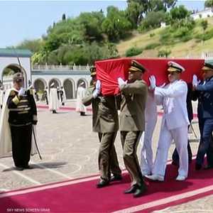 تونس تودع السبسي في جنازة رسمية