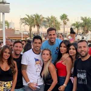 ميسي وسواريز والباقون