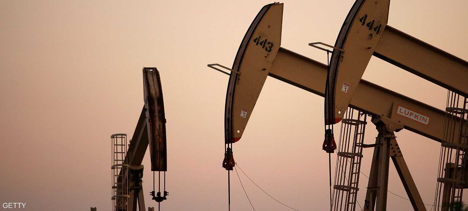 توقعات بارتفاع أسعار النفط مع انحسار موجة كورونا