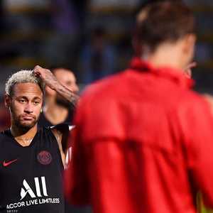 نيمار يحاول الضغط بشتى الطرق على مسؤولي الفريق الفرنسي