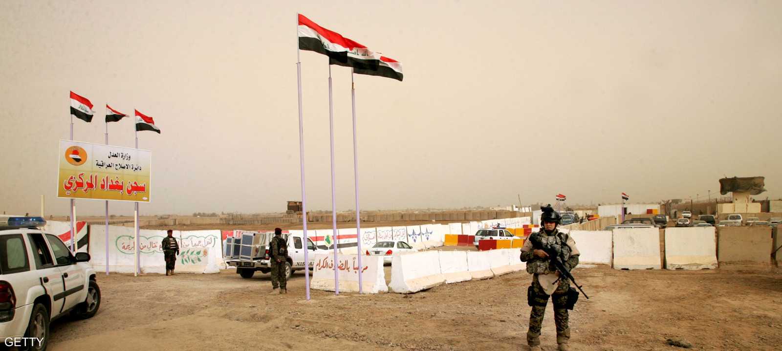 السجناء الهاربون أوقفوا على ذمة قضايا تتعلق بالمخدرات.