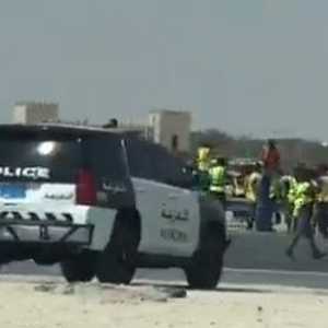 مئات العمال أضربوا عن العمل في قطر، بحسب النشطاء