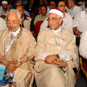 صراع مكتوم بين مورو (يمين) والغنوشي