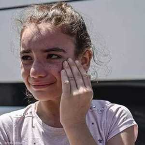 طفلة سورية قبل ترحيلها من إسطنبول إلى إدلب
