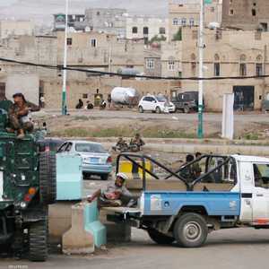 نقطة تفتيش لميليشيا الحوثي في صنعاء