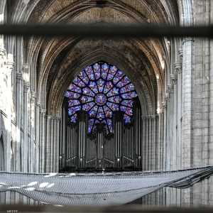 الكنيسة تخضع لعمليات ترميم بسبب الحريق في أبريل