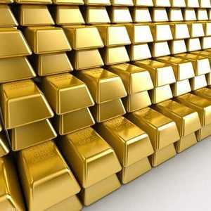 انخفاض طفيف للذهب النفيس