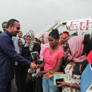 من بين العائدين سجناء قضوا في السودان 20 سنة.