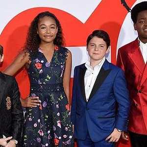 فيلم “غود بويز” يتصدر إيرادات السينما في أمريكا