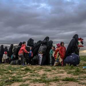 نساء وأطفال فروا من قبضة داعش