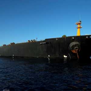 الناقلة الإيرانية أدريان درايا1.. هائمة في مياه المتوسط