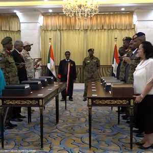أعضاء المجلس السيادي السوداني يؤدون اليمين الدستورية