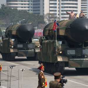 عرض عسكري للصواريخ في كوريا الشمالية