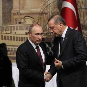أردوغان أبلغ بوتن بأن الهجمات انتهكت وقفا لإطلاق النار بإدلب