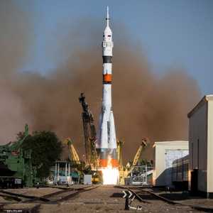 "سويوز" كانت على بعد 100 متر من المحطة عندما انقطع البث.