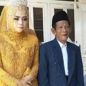 تبلغ الفتاة 27 عاما والرجل 83 عاما