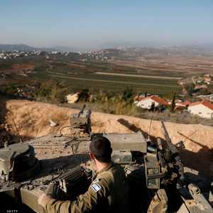 دبابة إسرائيلية تتمركز على الحدود مع لبنان