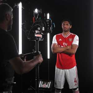 محمد النني.. إلى أين؟