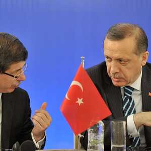أردوغان وداود أوغلو.. رفاق الأمس خصوم اليوم