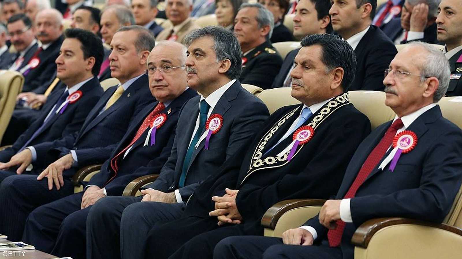 خسر أردوغان العديد من رفاقه في حزب العدالة والتنمية