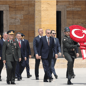 أردوغان أحكم قبضته على الجيش لكن لم يسيطر على الغضب بعض