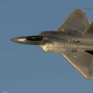 طائرة إف 22 رابتور تتميز بمهام الضرب الدقيق للأهداف الأرضية.