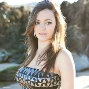 المغنية غارسيا التي لقيت مصرعها بالألعاب النارية