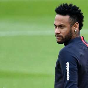 نيمار باق مع باريس سان جرمان