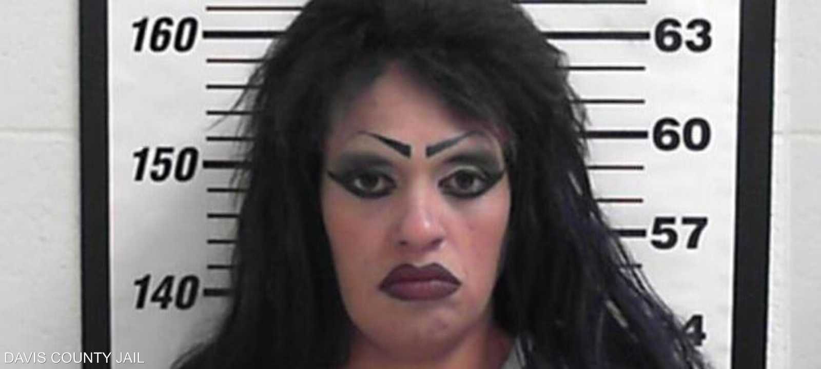 السيدة انتحلت صفة ابنتها