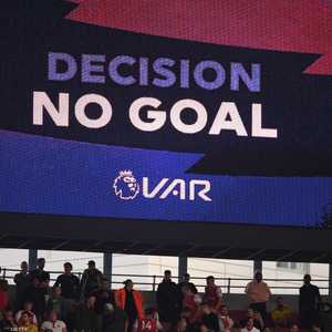 تقنية الفار اقتحمت البريميرليغ