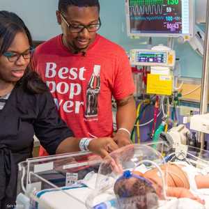 كريستينا.. طفلة المصادفات العجيبة