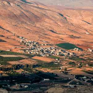 غور الأردن.