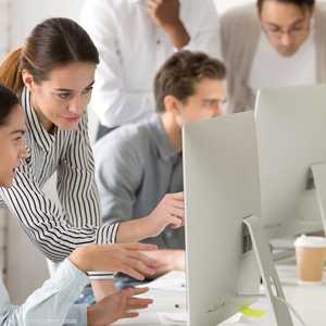 قواعد ومتطلبات الحاجة إلى مساعدة زملاء العمل