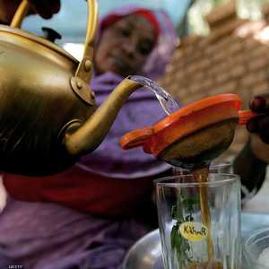 ظلت المطاردات اليومية هاجسا كبيرا لدى باعة الشوارع.