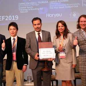 الجائزة جاءت لقيام النادي بالعديد من المبادرات الاجتماعية.