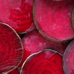 تنبع أهمية الشمندر من الفيتامينات والمعادن التي يحتوي عليها.