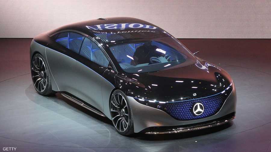 "مرسيدس" قدمت نموذج سيارتها المستقبلية "فيجن EQS".