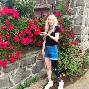 نسليكان تاي خسرت المعركة الرابعة مع السرطان