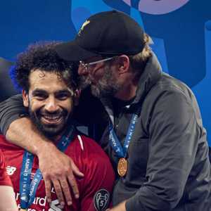 كلوب وصلاح تحدثا عن ماني قبل تعاقد النجم المصري مع ليفربول