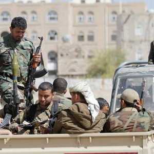 ميليشيا الحوثي تنتهك القانون الدولي باستهداف الأعيان المدنية