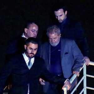 لويس إيناسيو لولا دا سيلفا اختار البقاء خلف قضبان زنزانته