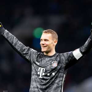 نوير سعيد بإداء بايرن ميونخ