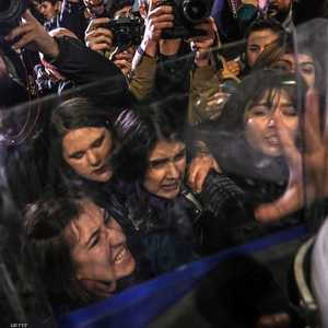 صورة لتظاهرة نسائية بتركيا في يوم المرأة العالمي