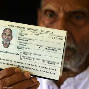 الهندي ساوري سيفاناندا عمره 124 عاما