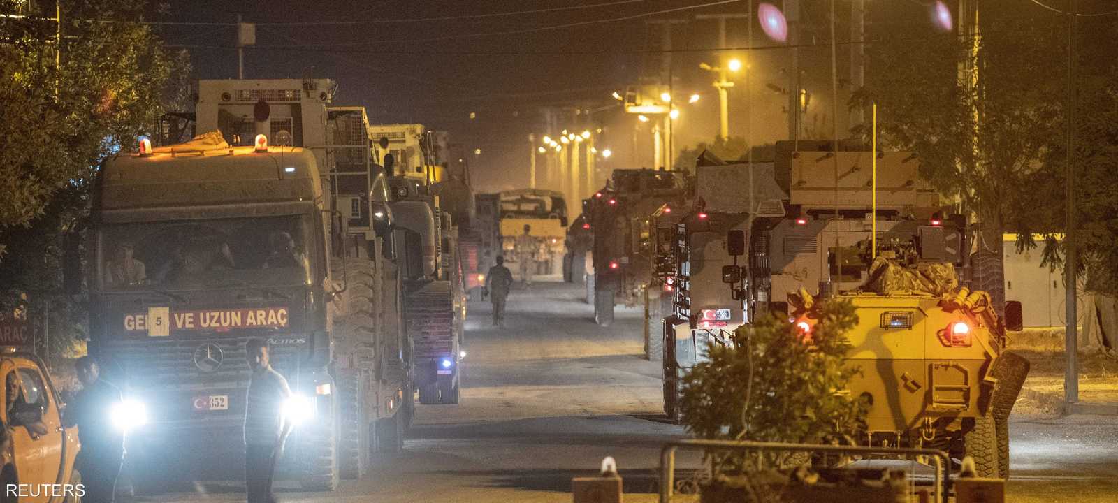 جنود من الجيش التركي يتوجهون نحو الحدود مع سوريا